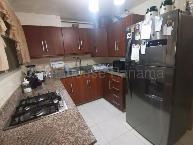 Alquiler de Casa en Los Ríos KC
