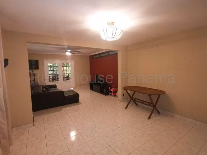 Alquiler de Casa en Los Ríos KC