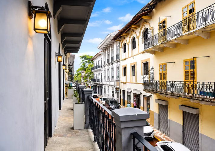 Alquiler de Local comercial en Casco Viejo, Casa Ferraud, 210m2