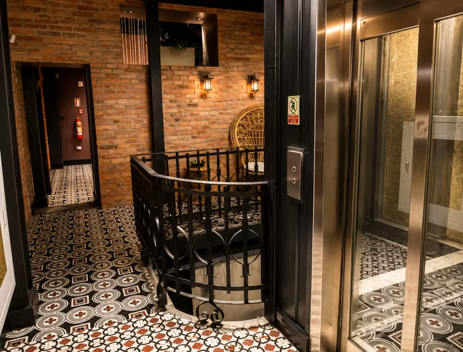 Alquiler de Local comercial en Casco Viejo, Casa Ferraud, 210m2