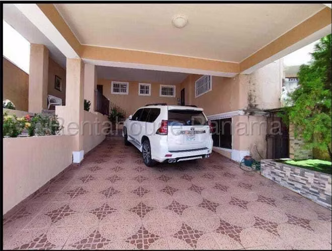 Alquiler de Casa en El Bosque KC