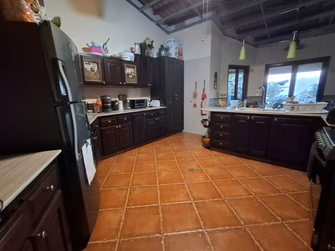Se vende hermosa casa en Altos de Cerro Azul - Imagen 6