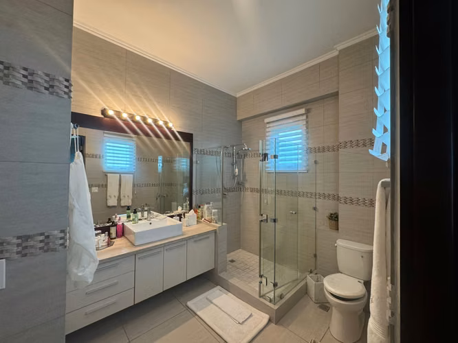 Venta de Apartamento en Punta Barco con Balcón frente al mar