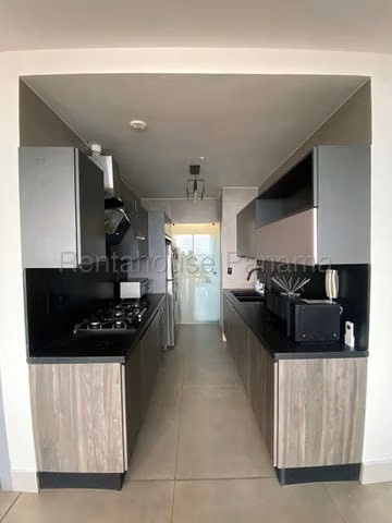 Apartamento en alquiler en Coco del Mar YM