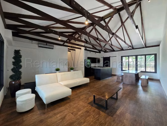 Se Vende Casa en Balboa MDV26-3867