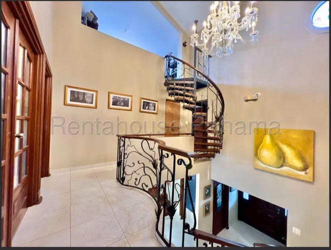 Casa en Venta en Altos de Panama AFC 26-5084