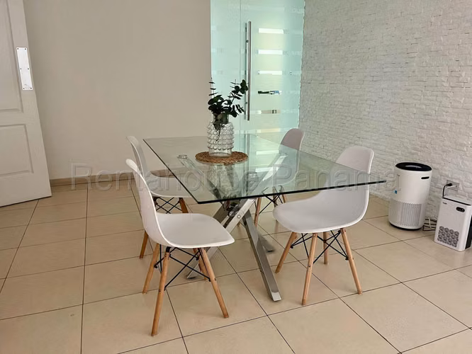 Se Vende Apartamento en Punta Pacifica MDV26-8502