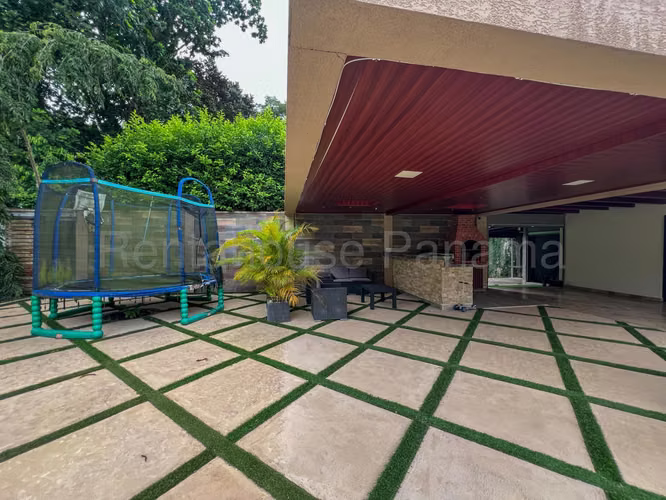 Casa en Venta en Brisas del Golf AFC26-3872