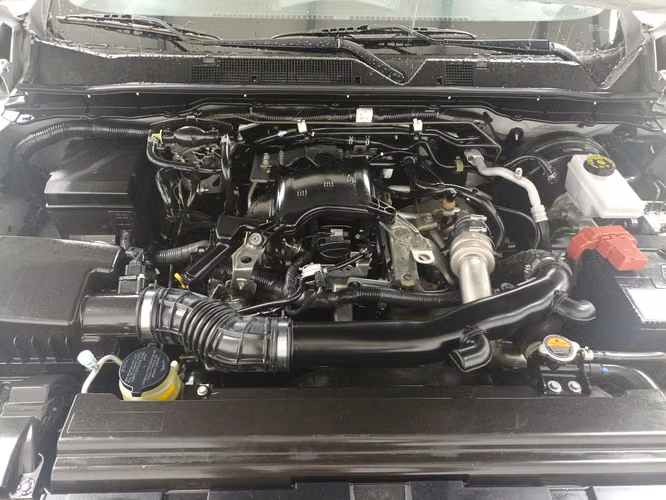 NISSAN NP300 FRONTIER - 2025 - PFNX - Automarket - Imagen 2