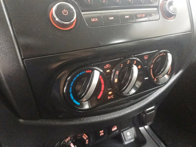 NISSAN NP300 FRONTIER - 2025 - PFNX - Automarket - Imagen 8
