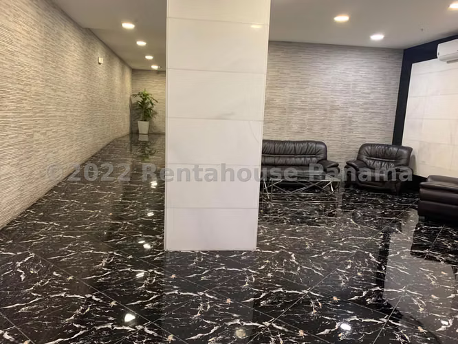 Alquiler de Apartamento en El Cangrejo Ph Carreras Tower KC