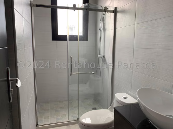 Alquiler de Apartamento en El Cangrejo Ph Carreras Tower KC