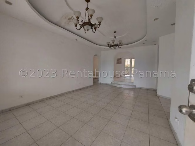 Alquiler de Casa en Las Cumbres Montserrat KC