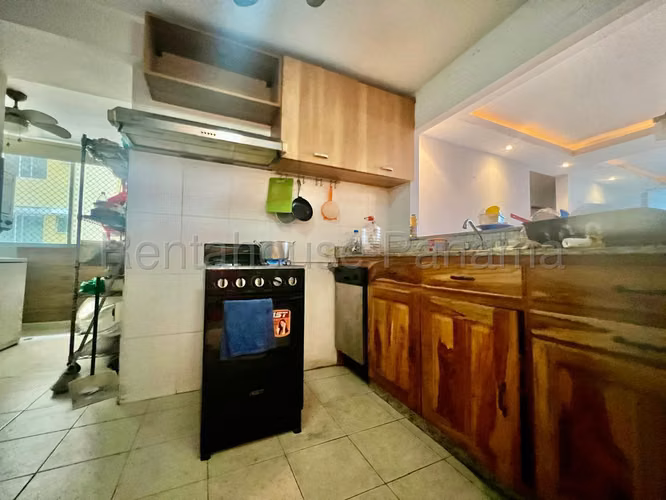 Alquiler de Apartamento en Via España Ph El Marquez CCO