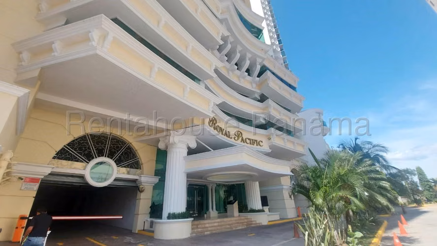 Venta de Apartamento en Punta Pacifica Ph Royal Pacific Towe CCO