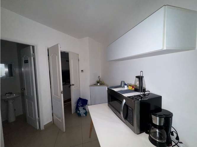 Alquiler de oficina amoblada | F&F Tower & El Tornillo, Calle 50