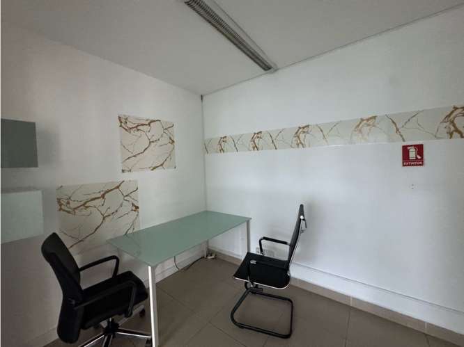 Alquiler de oficina amoblada | F&F Tower & El Tornillo, Calle 50