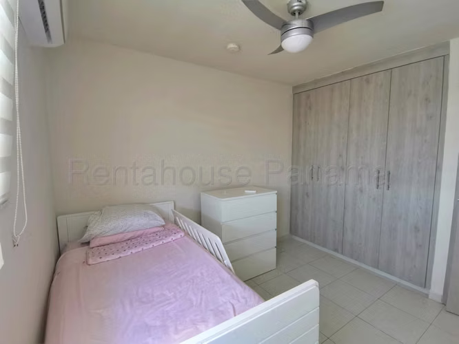 MB26-7137 Alquiler de Apartamento en Versalles Ph Torres de Versalles Solo Cliente Directo