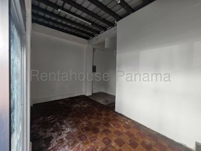 Local Comercial en Alquiler en Casco Antiguo  JG