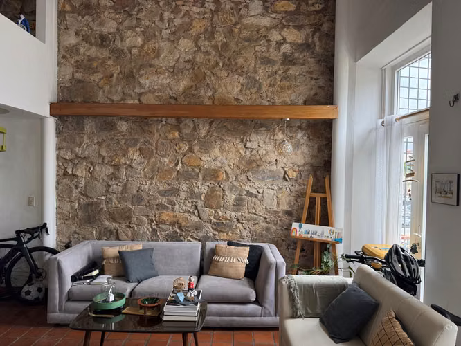 ALQUILER DE APARTAMENTO VISTA AL MAR EN CASCO ANTIGUO AQ