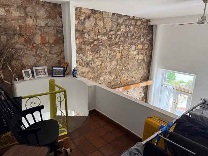 ALQUILER DE APARTAMENTO VISTA AL MAR EN CASCO ANTIGUO AQ