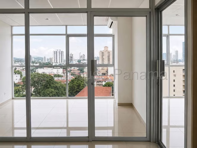 Oficina Comercial en Venta en Obarrio JG