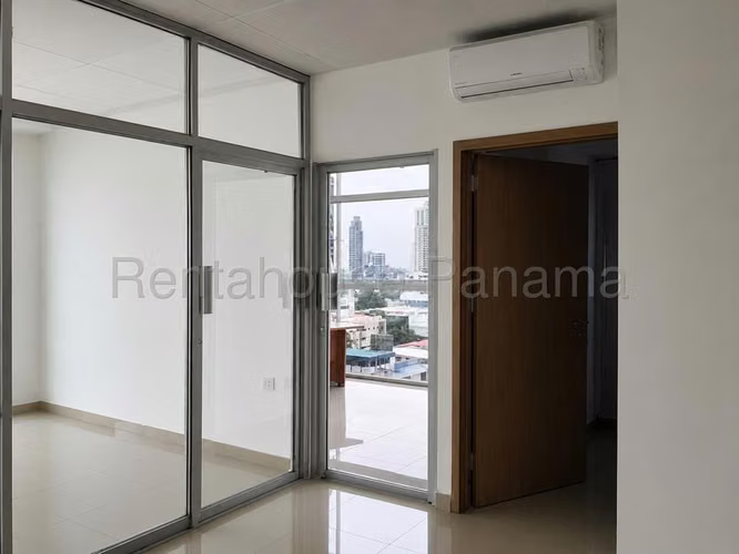 Oficina Comercial en Venta en Obarrio JG