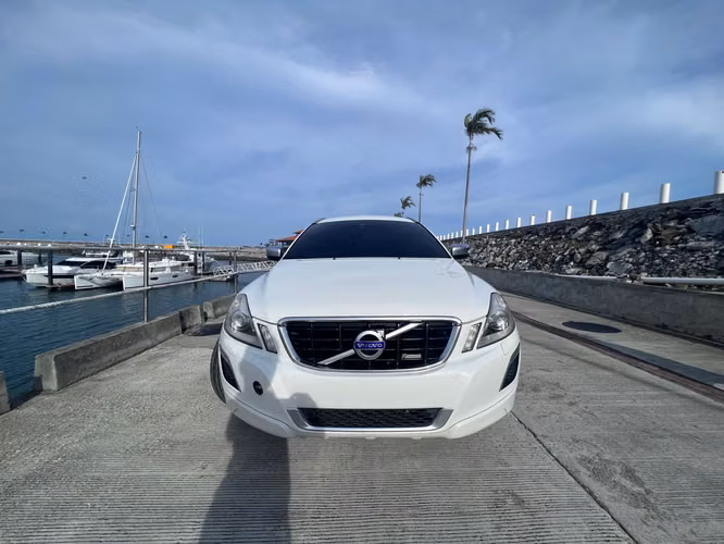 2012 Volvo XC-60