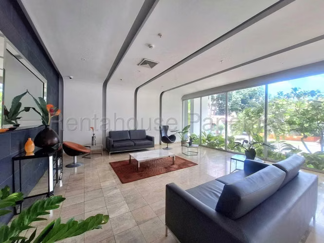 Apartamento Parcialmente Amoblado en Window Tower  San Francisco