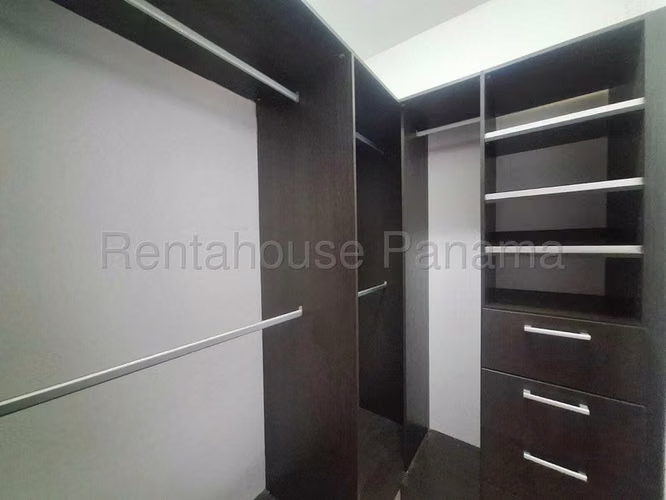 Apartamento Parcialmente Amoblado en Window Tower  San Francisco