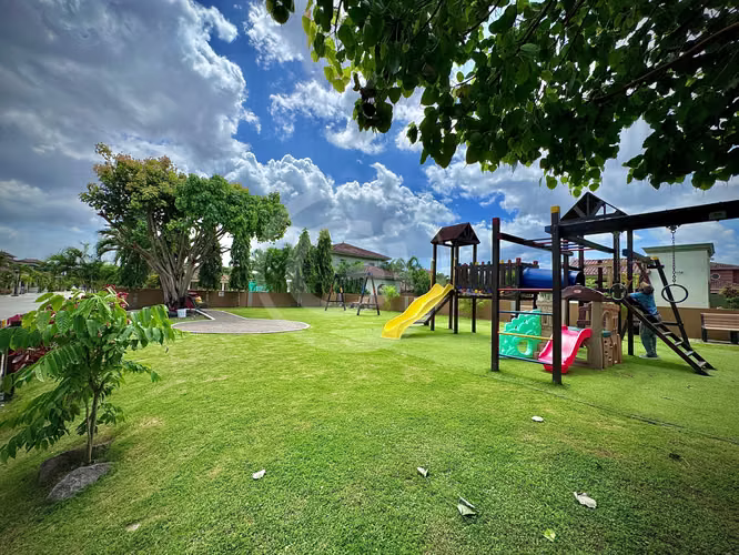 Venta Casa esquina El Doral – Remate Bancario