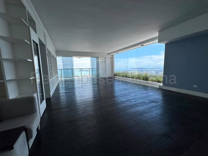 Apartamento en venta Avenida Balboa EH