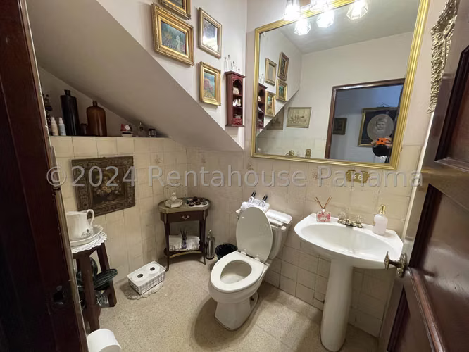 Se Vende Casa en San Francisco LA26-5222