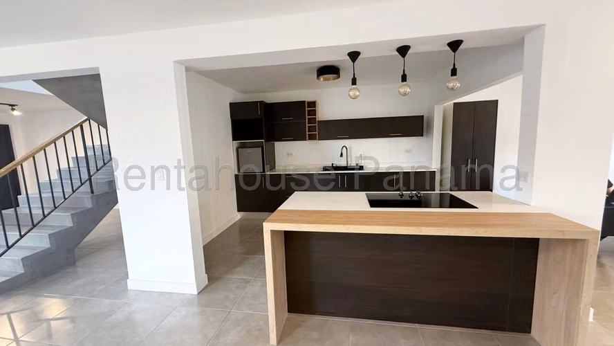 Se Vende Casa en Betania LA26-3406