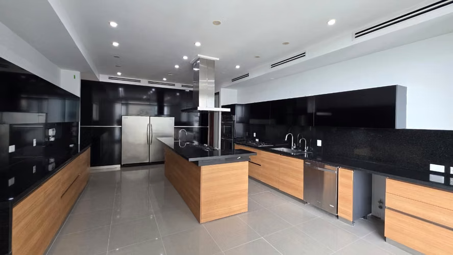 Venta de apartamento en Costa del Este – PH Marea I