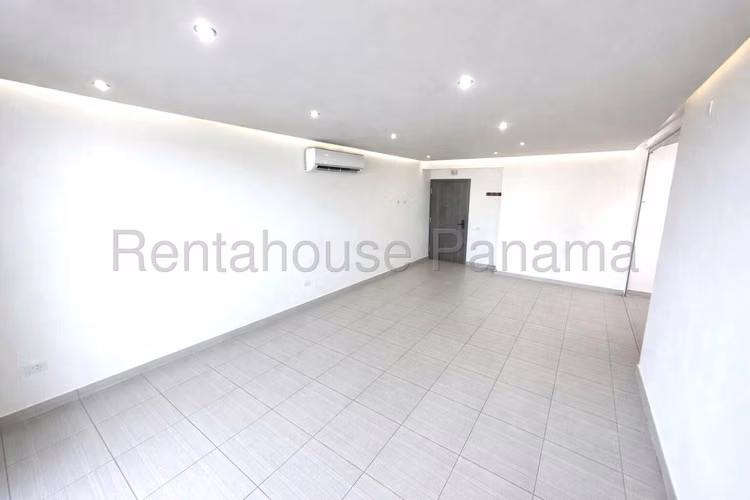 Vendo Apartamento de 136 m² en PH Asia, Costa del Este 26-4921GG