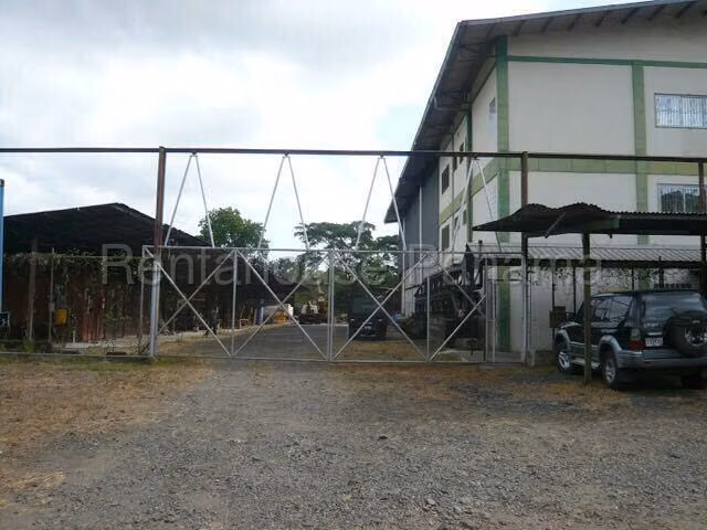 ALQUILER DE GALERA EN EDIFICIO DAJOAL CHILIBRE CENTRO HQ