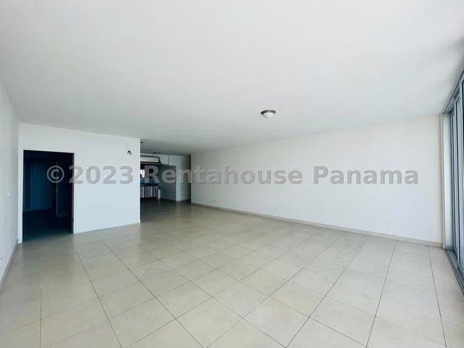 VENTA DE APARTAMENTO EN WATERS ON THE BAY AVENIDA BALBOA HQ