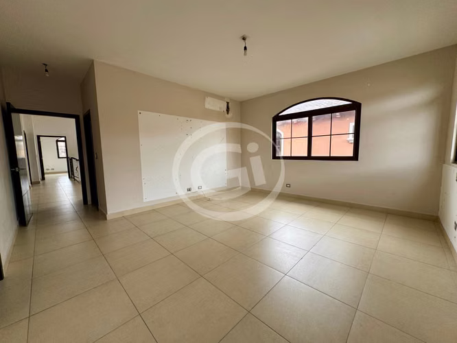 Venta Casa esquina El Doral – Remate Bancario