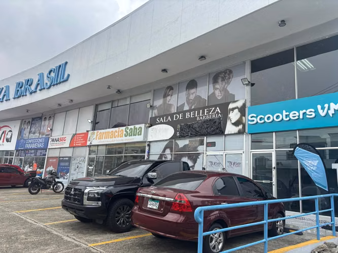 Se alquila local comercial de 194 mts2 en Avenida Brasil