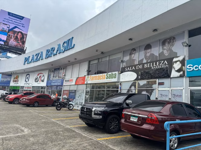Se alquila local comercial de 194 mts2 en Avenida Brasil