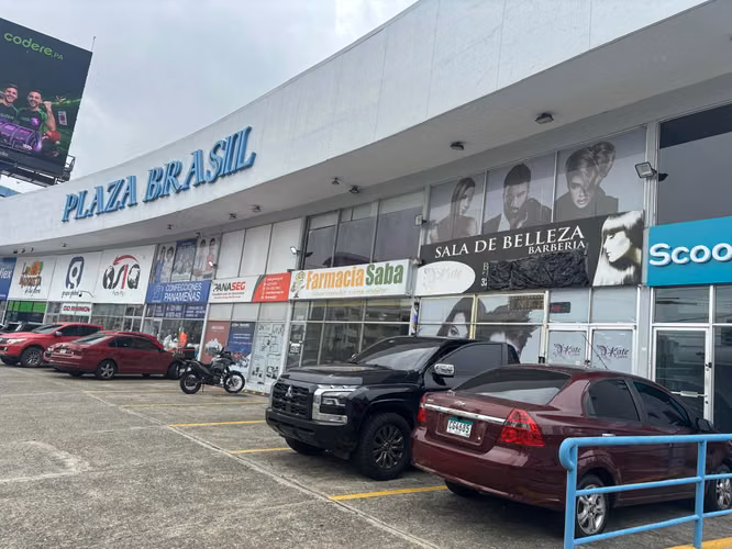 Se alquila local comercial de 194 mts2 en Avenida Brasil