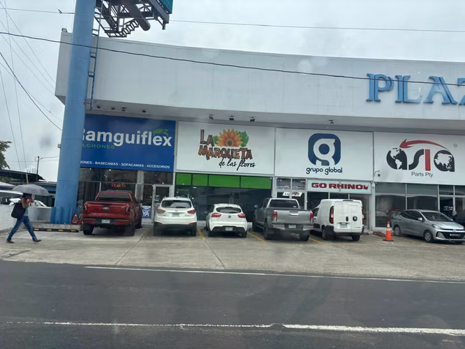 Se alquila local comercial de 194 mts2 en Avenida Brasil