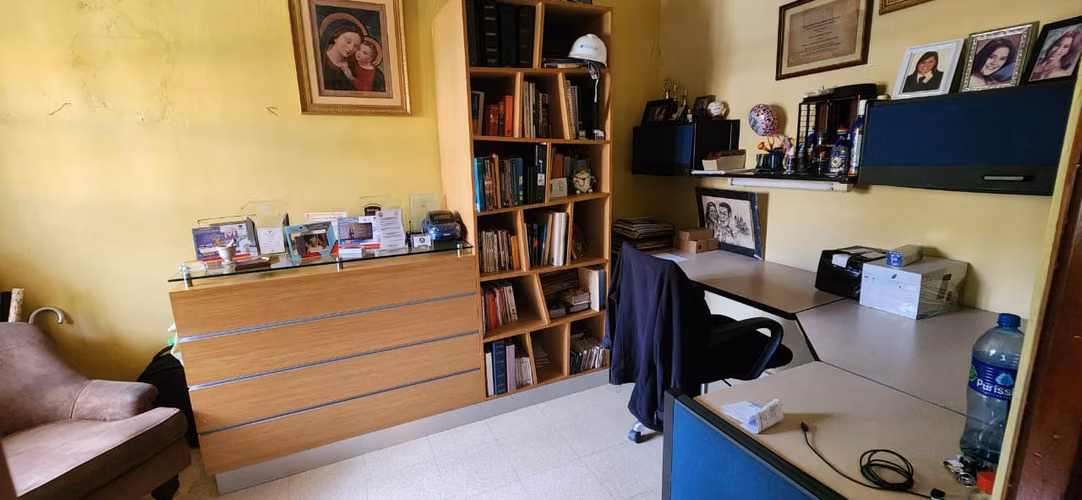 SE VENDE CASA UNIFAMILIAR DE 2 PISOS EN ALTOS DE EL DORADO