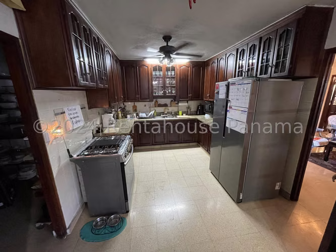 Venta de lujosa y comoda Casa en San Francisco 26*5222Mfk