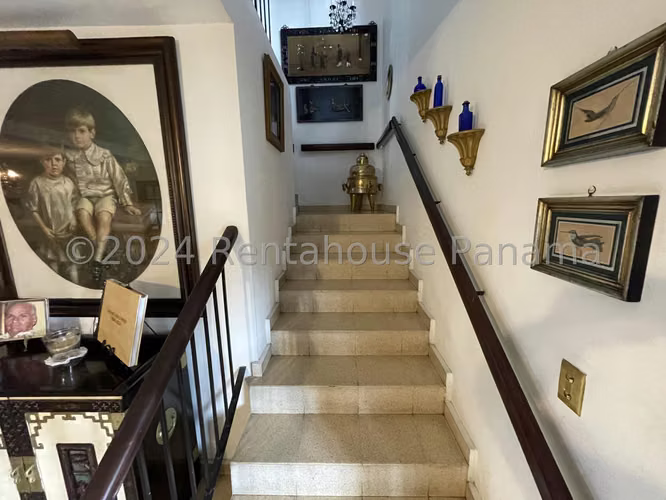 Venta de lujosa y comoda Casa en San Francisco 26*5222Mfk