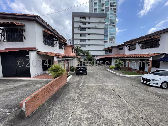 Venta de lujosa y comoda Casa en San Francisco 26*5222Mfk