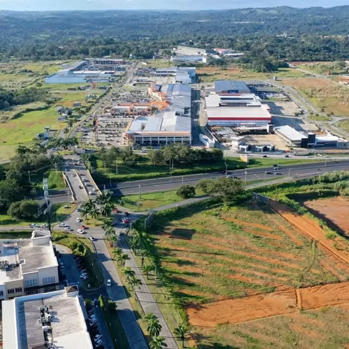 Alquiler de Locales Comerciales en Market Plaza, Costa Verde Panamá Oeste
