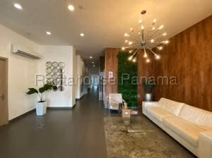 Venta de Apartamento con 99m2 en San Francisco PH South Coast Tower 26-1858SR