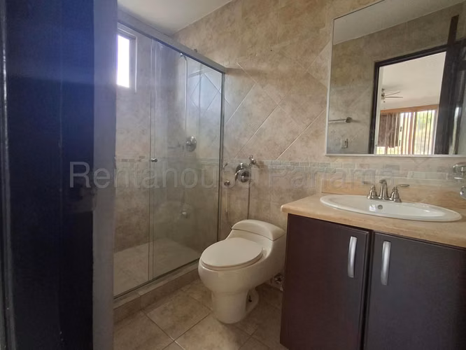 Casa en Venta en Condado del Rey AFC 26-4734